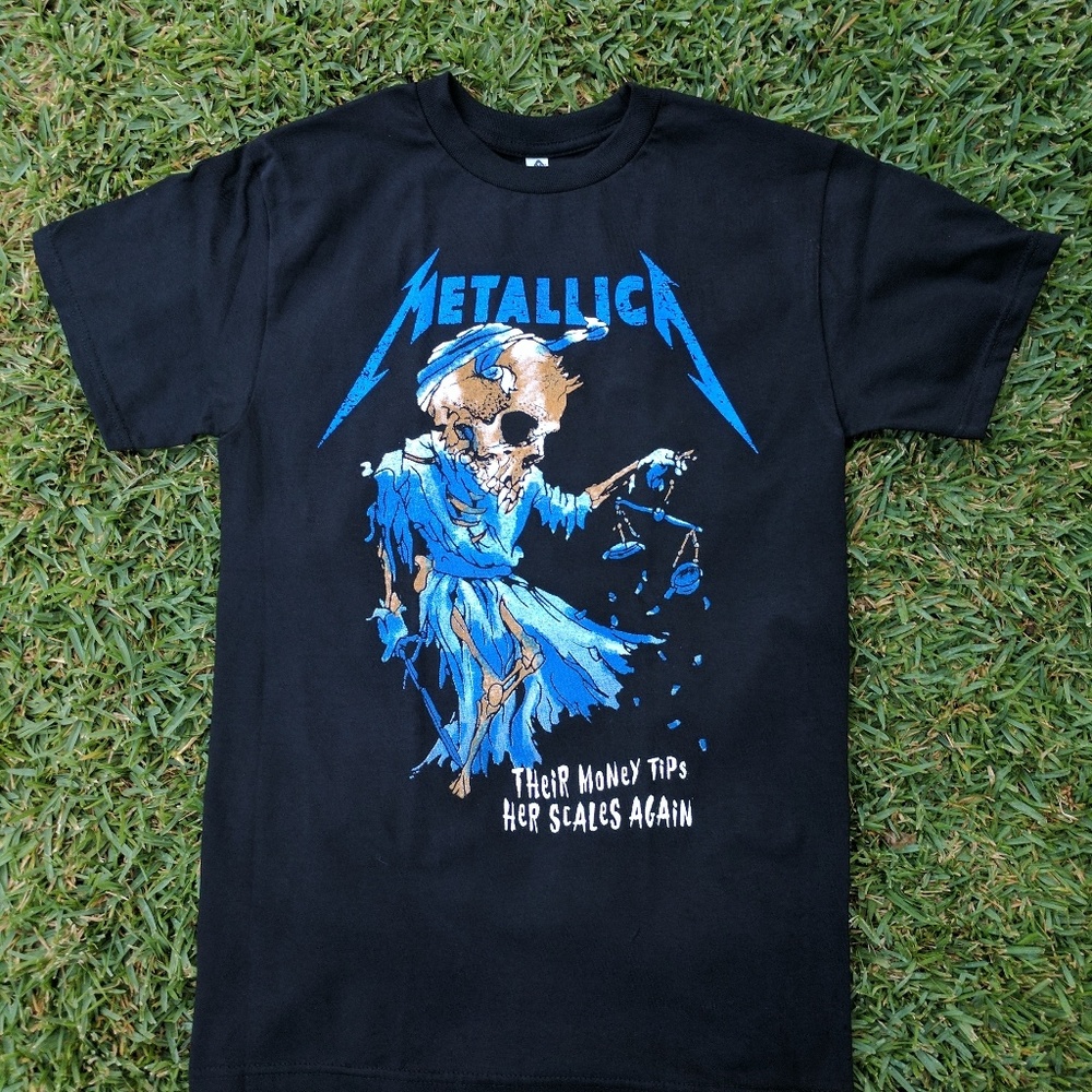 Metallica Doris Unisex Tshirt